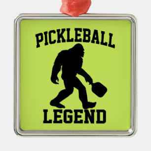 Ornement Carré Argenté Légende de Pickleball Drôle Bigfoot 