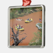 Ornement Carré Argenté Les radeaux à propulsion automobile se transformen (Gauche)