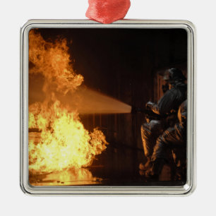 Ornement Carré Argenté Les sapeurs-pompiers s'éteignent un sapin simulé