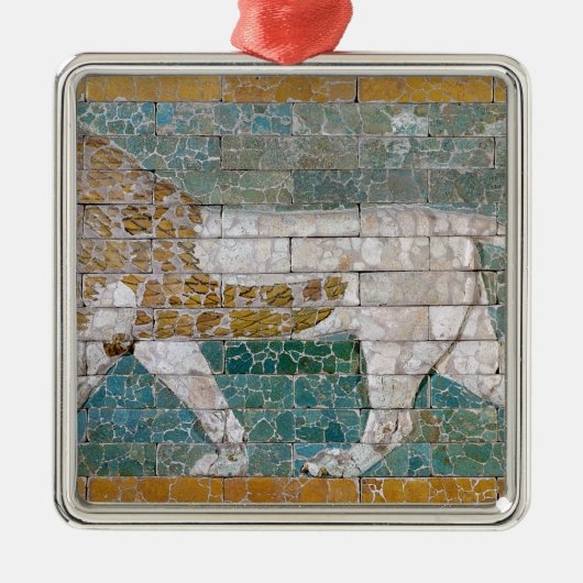 Ornement Carré Argenté Lion représentant Ishtar (Devant)