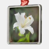 Ornement Carré Argenté Lys blanc crépusculaire (Gauche)