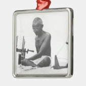 Ornement Carré Argenté Mohandas Karamchand Gandhi (Gauche)