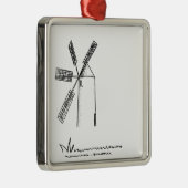 Ornement Carré Argenté moulin sur arrière - plan blanc (Droite)