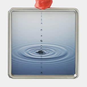 Ornement Carré Argenté Ondulation sur l'eau