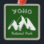 Ornement Carré Argenté Parc national de Yoho<br><div class="desc">Le parc national Yoho se trouve sur les versants ouest des Rocheuses canadiennes en Colombie-Britannique et apporte la majesté alpine des Rocheuses du Canada aux visiteurs du monde entier.</div>
