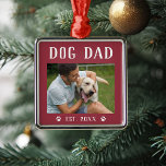 Ornement Carré Argenté Photo Russe Personnalisé Chien Papa Photo<br><div class="desc">Cet ornement personnalisé fait un cadeau de Noël mémorable pour un parent animal de compagnie spécial. Design présente une photo préférée avec "Dog Dad" ci-dessus en lettres rustiques. Personnalisez avec l'année où il est devenu un père de fourrure sous,  ou ajoutez un message ou un nom personnalisé.</div>