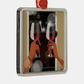 Ornement Carré Argenté Plan rapproché d'un couple grillant avec des (Droite)