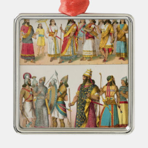 Ornement Carré Argenté Robe assyrienne, de "der Voelker de Trachten",