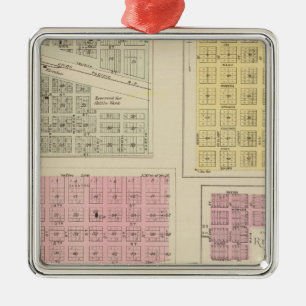 Ornement Carré Argenté Russell, Bunker Hill, Leeson, Reeder, Kansas