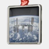 Ornement Carré Argenté Station spatiale internationale en orbite (Gauche)