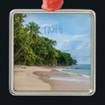 Ornement Carré Argenté Tahiti Sand Beach Ciel bleu Palmiers<br><div class="desc">Tahiti Sand Beach Ciel bleu Palmiers Belle plage de sable avec ciel bleu et palmiers verts. C'est un lieu de vacances que tout le monde aimerait. Si vous êtes prêt à être quelque part sur une plage trempez cette photo et rêvez d'y être. Un cadeau souvenir parfait.</div>
