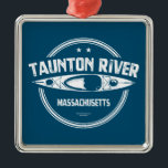 Ornement Carré Argenté Taunton River Massachusetts Kayak<br><div class="desc">La rivière Taunton coule librement sans barrages ni autres bassins depuis sa formation à la confluence des rivières Matfield et Town à Bridgewater jusqu'au point quarante milles en aval où elle se jette dans la baie Mount Hope.</div>