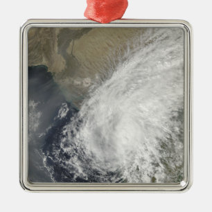 Ornement Carré Argenté Tempête tropicale Phyan