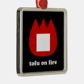 Ornement Carré Argenté 📛 tofu en feu (Droite)