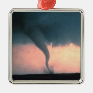 Ornement Carré Argenté Tornade