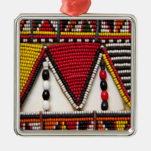 Ornement Carré Argenté Travail de perles tribal Maasai