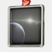 Ornement Carré Argenté Une énorme ceinture d'astéroïdes en orbite autour (Gauche)