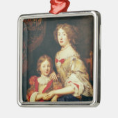 Ornement Carré Argenté Une femme et son fils (Gauche)