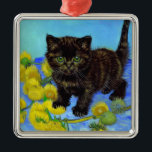 Ornement Carré Argenté Van Gogh Style Chat avec tournesol<br><div class="desc">Ornement avec un chat de style Van Gogh avec des tournesols ! Un joli chaton noir pose à la légère avec des fleurs jaunes. Un cadeau fabuleux pour les amoureux de les chats et les collectionneurs d'art hollandais !</div>