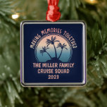 Ornement Carré Argenté Voyage sur mesure en famille Summer Beach<br><div class="desc">Personnalisé Vacances en famille Été Réunion Plage Voyage</div>