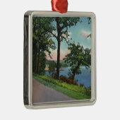 Ornement Carré Argenté Vue de la commande de Lakeside le long du lac (Droite)