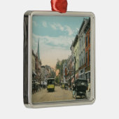 Ornement Carré Argenté Vue du sud de Wall Street (Droite)