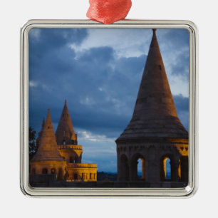 Ornement Carré Argenté Vue nocturne sur le bastion des pêcheurs, Castle 