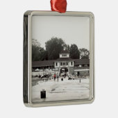 Ornement Carré Argenté Vue quai Lakeside Chautauqua, Ohio (Droite)