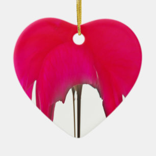 Ornement Cœur En Céramique Belle rose rouge extraordinaire sous le ciel blanc