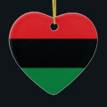 Ornement Cœur En Céramique Drapeau rouge, noir et vert<br><div class="desc">Les 3 couleurs panafricaines sur le drapeau représentent : le rouge : le sang qui unit tous les peuples d'ascendance africaine noire, et versé pour la libération ; le NOIR : les noirs dont l'existence en tant que nation, bien qu'elle ne soit pas un État-nation, est affirmée par l'existence du...</div>