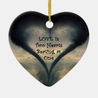 Ornement de coeur de tornade