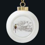 Ornement de Noël de ville vintage<br><div class="desc">Un croquis en noir et blanc d'un village victorien avec la seule couleur étant celle du lampadaire et des décorations de Noël.</div>