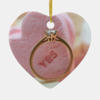 Ornement de proposition de bague de diamant