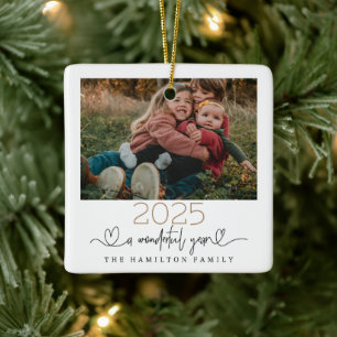 Ornement En Céramique 2025 Un magnifique scénario année type photo