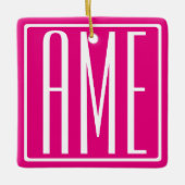 Ornement En Céramique 3 Initiales Monogramme | Blanc sur rose chaud (Devant)