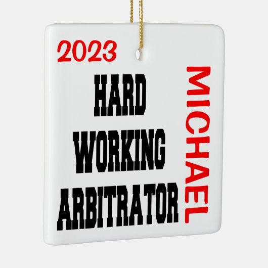 Ornement En Céramique Arbitre de travail difficile (Droite)