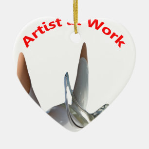 Ornement En Céramique Artiste au travail