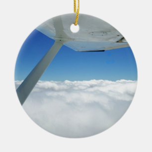 Ornement En Céramique Au-dessus des nuages