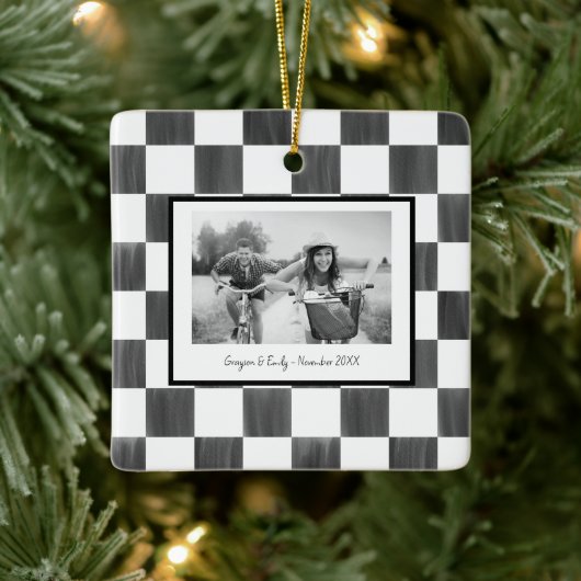 Ornement En Céramique Black Checkerboard Personalized Photo (Arbre)
