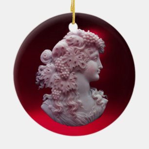 ORNEMENT EN CÉRAMIQUE CAMEO ANTIQUE, DAME AU MONOGRAMME DE PÂTES