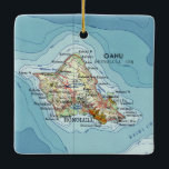 Ornement En Céramique Carte Vintage de l'île d'Oahu<br><div class="desc">Oahu Hawaii ornement de Noël fait avec une carte vintage.</div>