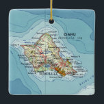 Ornement En Céramique Carte Vintage de l'île d'Oahu<br><div class="desc">Oahu Hawaii ornement de Noël fait avec une carte vintage.</div>