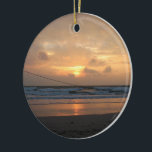 Ornement En Céramique Casquette Rin Beach Sunrise ... Koh Phangan, Thaïl<br><div class="desc">Rin or Haad Rin is a peninsular beach area and town on the southern tip of Koh Phangan, en Islande dans le Gulf of Thaïland. Its two main beaches are Sunset Beach (Hat Rin Nai) to the south and the larger Sunrise Beach (Hat Rin Nok) to the north. The infamous...</div>