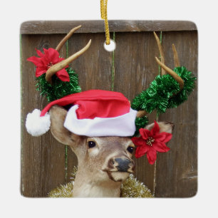 Ornement En Céramique Cerf de Virginie dans le casquette de Père Noël 