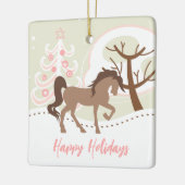 Ornement En Céramique Cheval Brown personnalisé Pink Snowy Noël (Gauche)