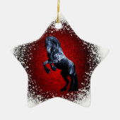 Ornement En Céramique Cheval friésien, étalon noir, neige, granit rouge (Devant)