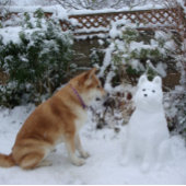 Ornement En Céramique chien mignon assis avec bonhomme de neige à noël