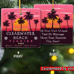 Ornement En Céramique Clearwater Beach Floride Retro Coucher de soleil P<br><div class="desc">Plage Clearwater Floride Sable Tropical Palm Trees Souvenirs. Clearwater beach Florida - Retro Tropical Palm Tree 60s Souvenirs design Vintage fait un grand cadeau de Noël ou d'anniversaire pour les fans de Florida keys beach. Le design rétro de l'ambiance estivale est un cadeau parfait pour les amateurs de voyage et...</div>