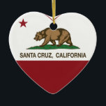 Ornement En Céramique coeur de Santa Cruz de drapeau de la Californie<br><div class="desc">Coeur de République de Santa Cruz la Californie</div>