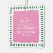 Ornement En Céramique Custom Family Name Modern Pink & Green Christmas (Gauche)